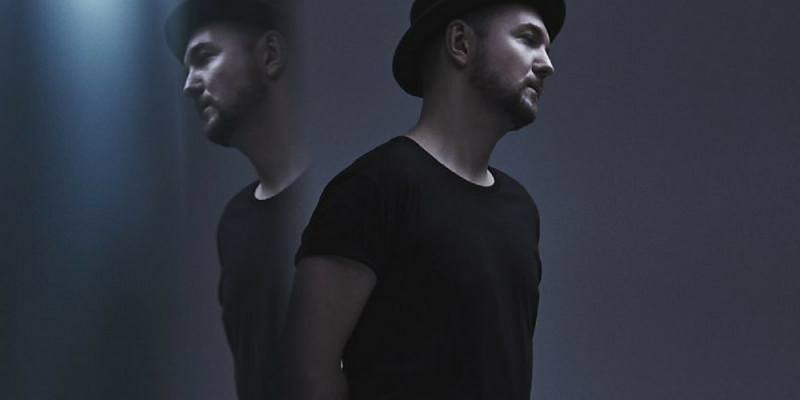 Watch as Kölsch performs a sunset set from the summit of the Eiffel Tower. img